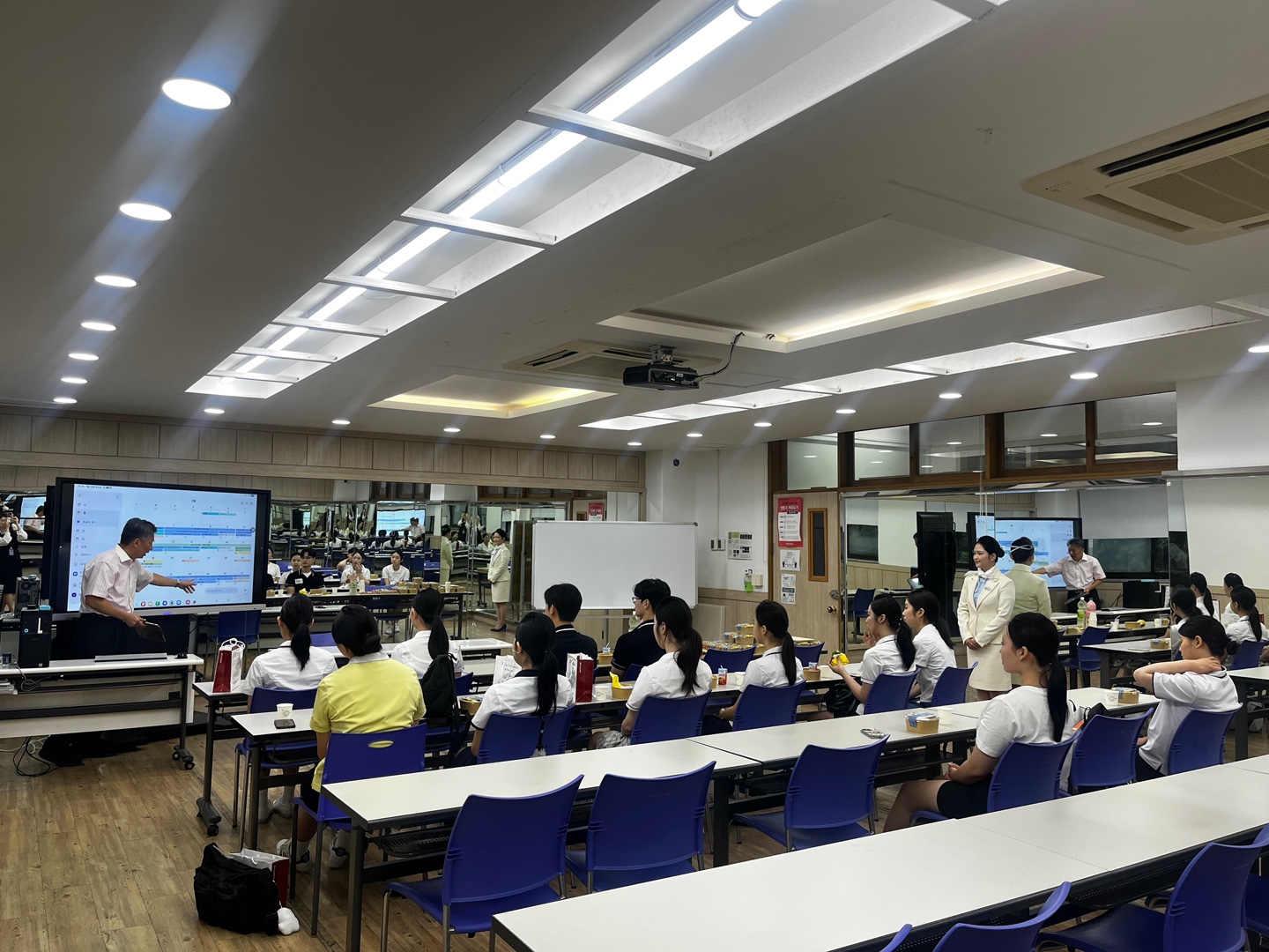 KakaoTalk_20250719_160332795_09.jpg